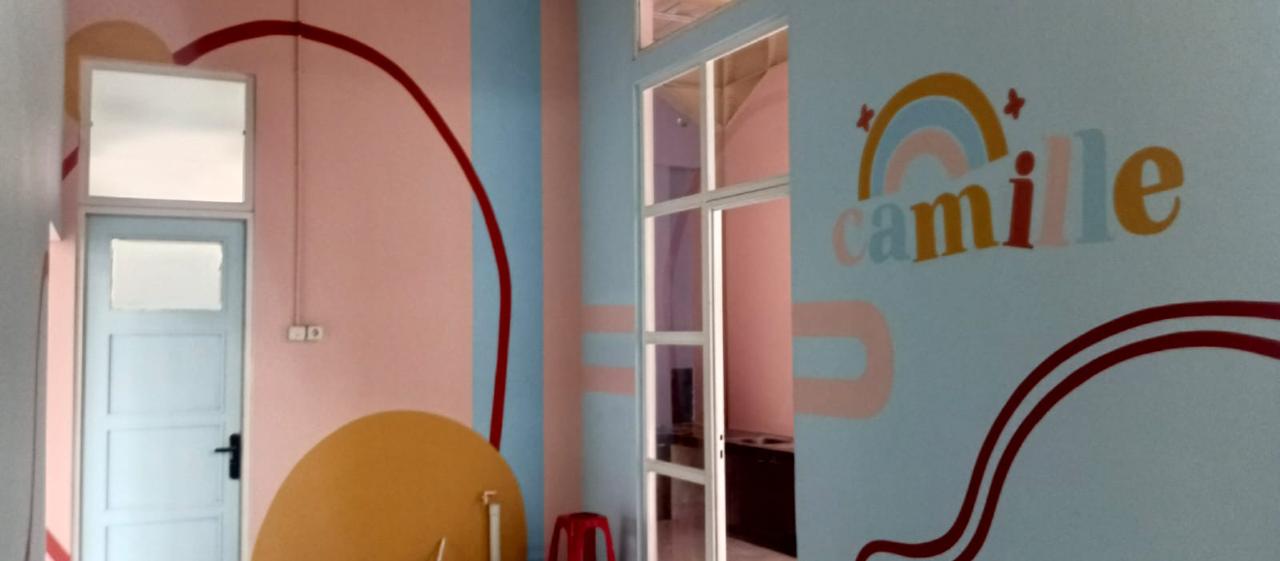 DESAIN INTERIOR - BRAND CAMILE